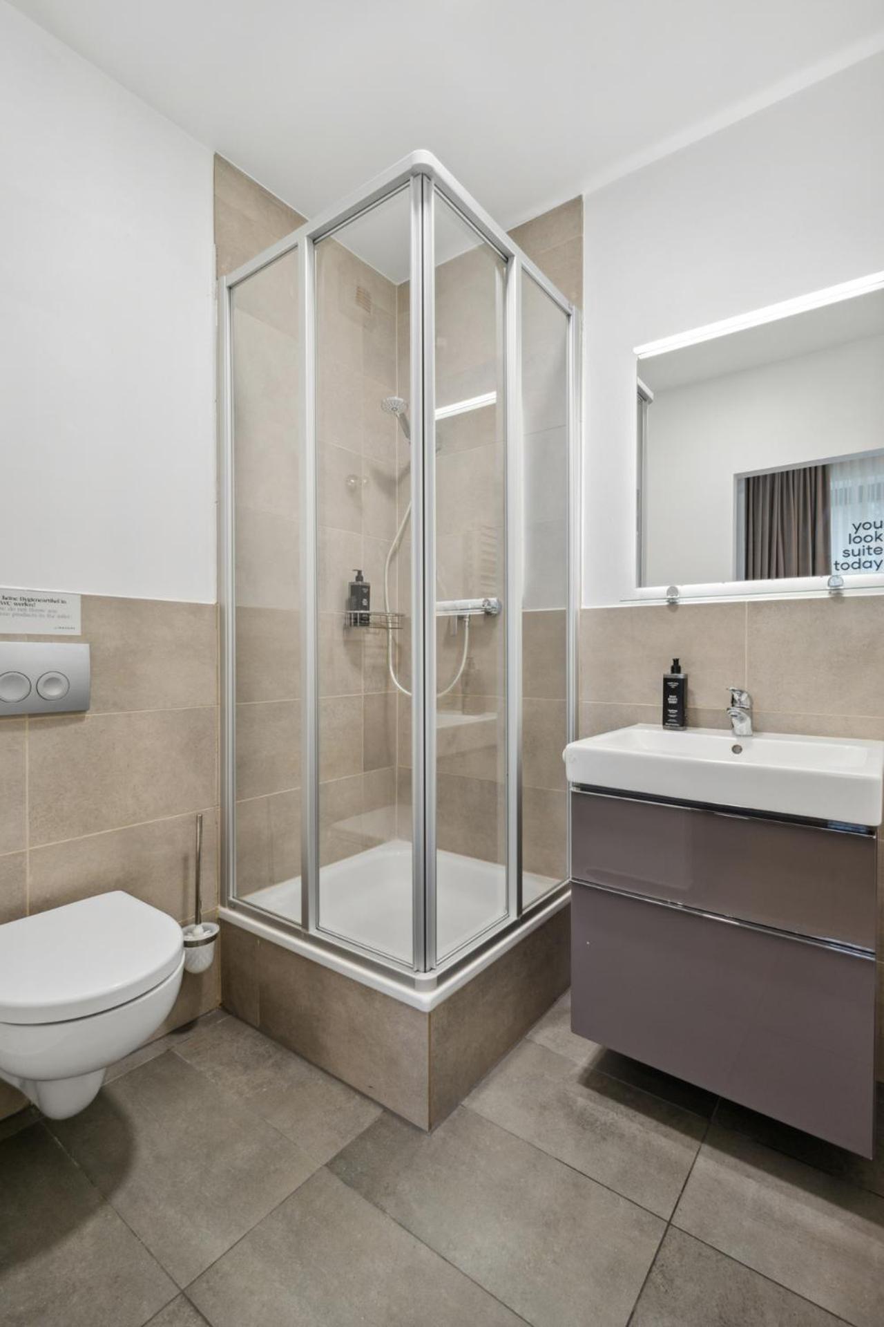 Limehome Munich Fritz-Erler Str ภายนอก รูปภาพ